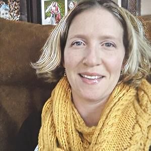 Meet your Posher, Caitlin